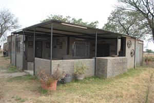 Small Holding For Sale in Nelsonia