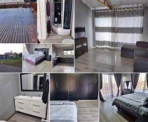 Luxury log cabin 50 square 94 square deck 144 square garage 