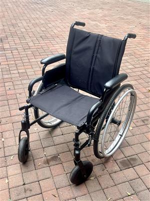 Wheelchair and back support rest 