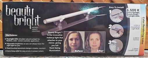 Bright Make up light . 