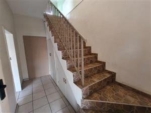 SPACIOUS 3-BEDROOM APARTMENT TO LET IN Laudium