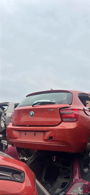 BMW 118i f20 tailgate