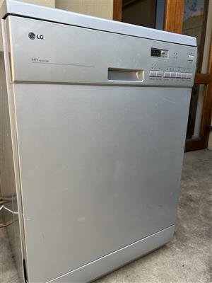 LG Dishwasher LD2131SH