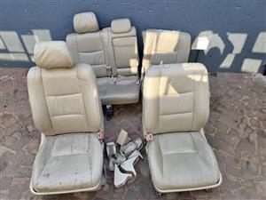 2003-2006 Toyota Prado 4.0 V6 Seats Call