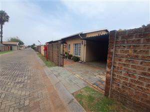 Townhouse For Sale in Elspark