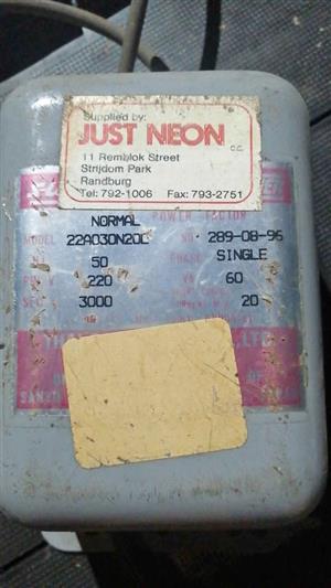 3kV Neon HT transformer