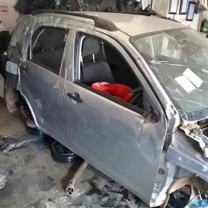 NO CATALYST! Stripping Daihatsu Terios 1.5 Manual For Spares