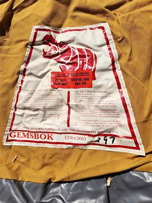 Gemsbok CANVAS tent for sale. Ex Military tent