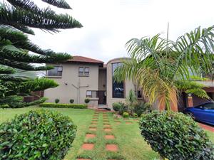 House For Sale in Stonehenge Ext 7