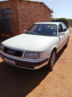 Audi 500 SEL '92 Model