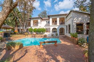 Property with many different business opportunit with great visibility