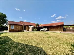 House For Sale in Evander