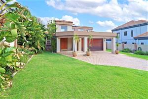 House For Sale in Blue Valley Golf Estate