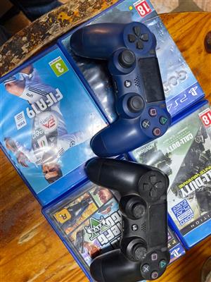 Playstation 4 with games and 2 controller
