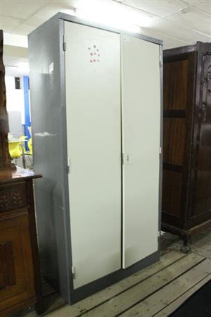 CABINET(S067159B)