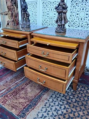 Elegant Pair of Vintage Glass‑Top Nightstands ( price is per item)