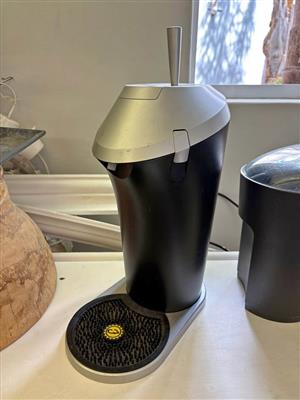 Fizzics Waytap Draftpour Personal Beer Enhancement System. Collection in Seapoint