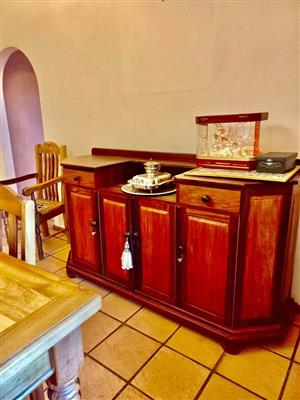 Sideboard