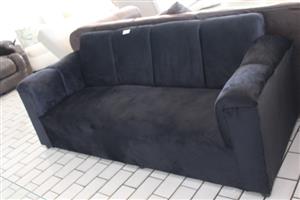 BLACK 3 SEATER COUCH (S067640A)