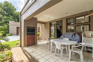 Sustainable Home with Solar System and Back Up Water