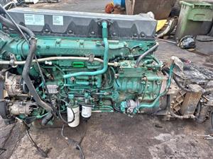 Truck engines,parts and gearboxes available