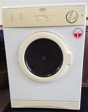 Defy Autodry - White - Tumble Dryer - in excellent condition 