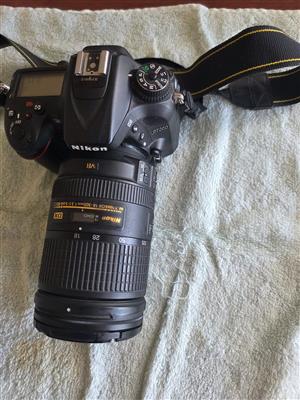 Nikon D7200 with Nikkor 18-300mm zoom lens