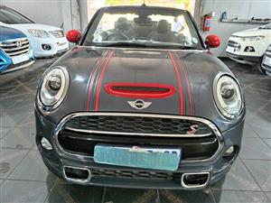 2018 Mini Cooper S convertible 2.0Sport Automatic 