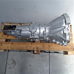 NISSAN NP300 KA24 4X2 GEARBOX