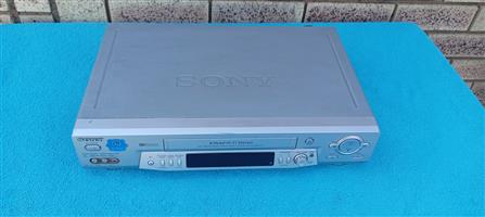 SONY STEREO VCR 