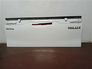 Hilux GD6 tailgate