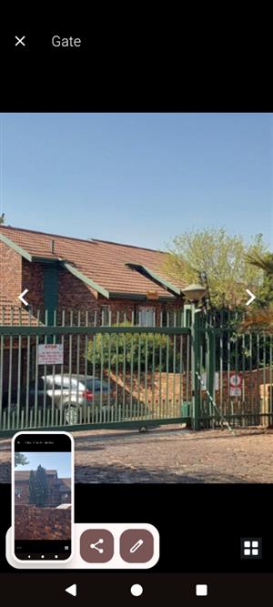 Apartment For Sale in Zwartkop