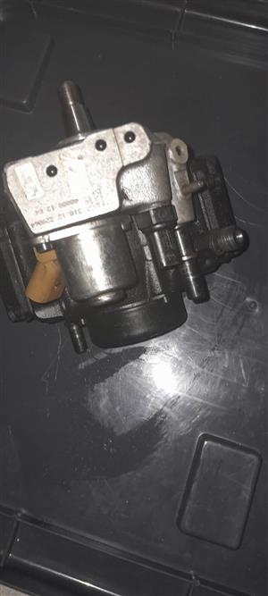 Hyundai H1 2.5 Delphi diesel pump for sale