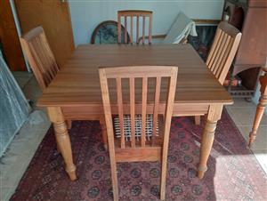 BLACKWOOD DINING ROOM TABLE 1,4m x 1,4m AND 4 CHAIRS