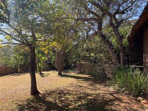 Thatched 2-Bedroom Home in Kranspoort Vakansiedorp. Nature Lovers Dream Retreat!