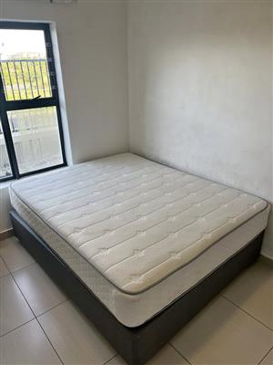 QUEEN-SIZE BED