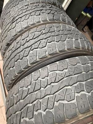 Bakkie tyres LT.265/65/17 “Dunlop”R2000 for SET 90% threads call  Adress:15 Cawood street