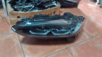 BMW G22 4 series headlights 