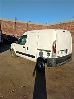 RENAULT KANGOO STRIPPING