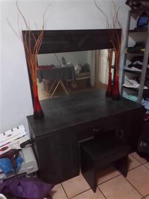 2 piece dressing table for sale 