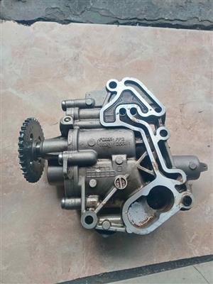 Auto Engine Oil Pump for Audi 04E115109G 04E115103L 04E 115 109 E 04E 115 103 AE