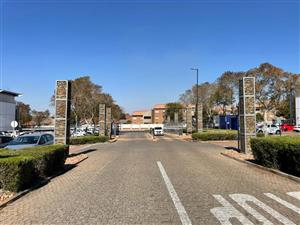 Eco Square: Modern Mini Warehouse / Distribution Centre / Showroom To Let In Centurion!
