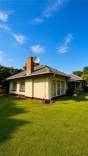House For Sale in Rembrandt Park