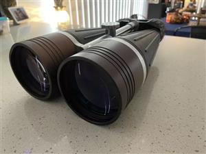 Skywatcher binoculars  and the tripod