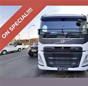 2021 V0LVO FM (V5) 440 (6×4)