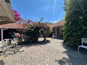 House For Sale in General Alberts Park