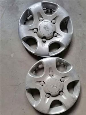Mahindra Wheel caps