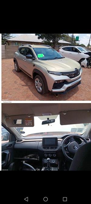 Im selling my Renault kiger engine stripped 