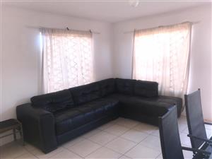 2 bedroom house available for rental in Vosloorus from 01 April 2022.
