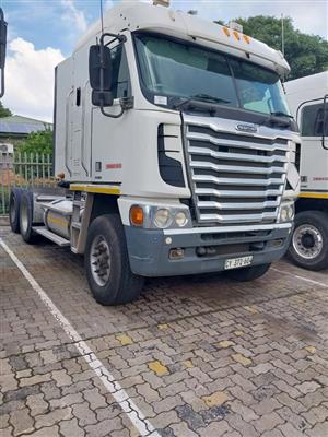 Freightliner Argosy isx500